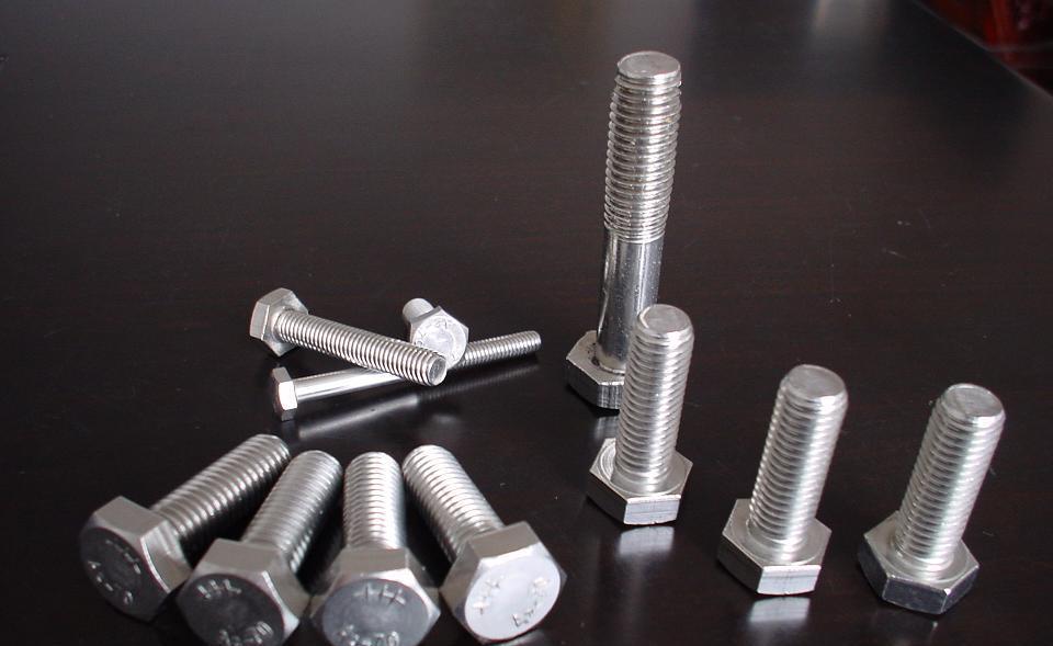 淺談不銹鋼螺絲在使用中的優(yōu)點(diǎn)